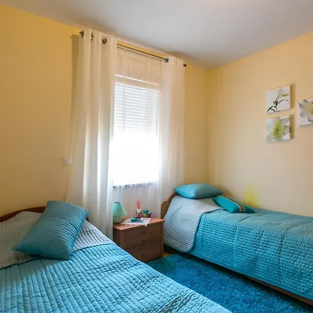 Apartment Fucane - Ella & Sebastian & Beni *